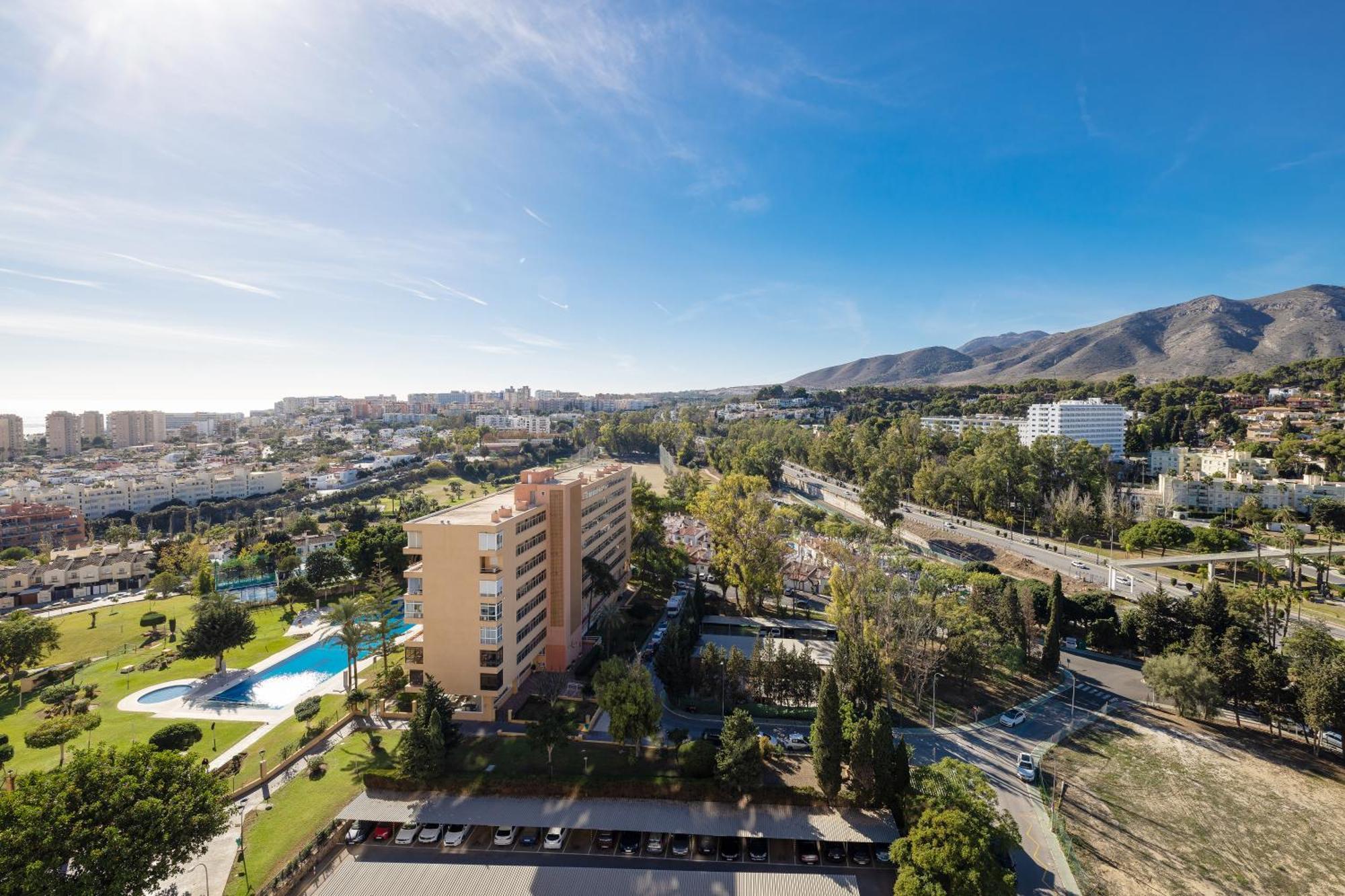 Sun Apartments Torremolinos Exterior photo
